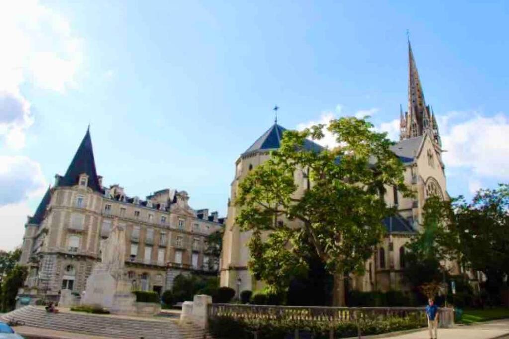 Apartment Tiny House Pau